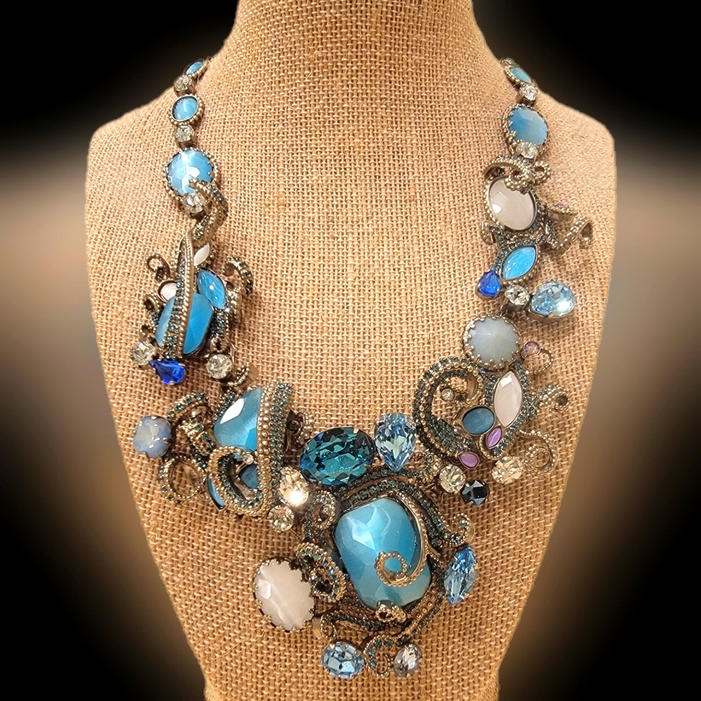 Sorrelli AQUAMARINE Aquatic Azure Crystal Statement Necklace (VERY rare)